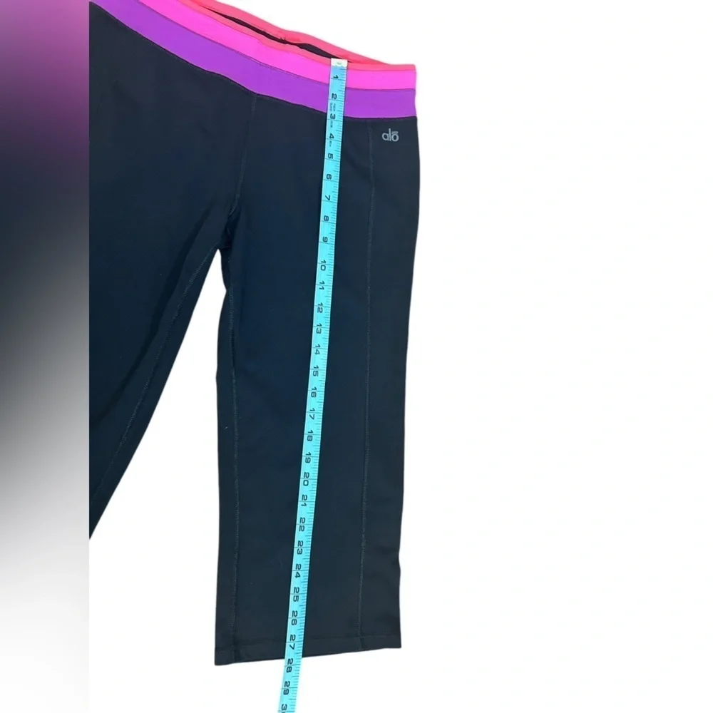 Alo Black & Pink Purple Colorblock Waist Activewear Capri Leggings Womens Medium